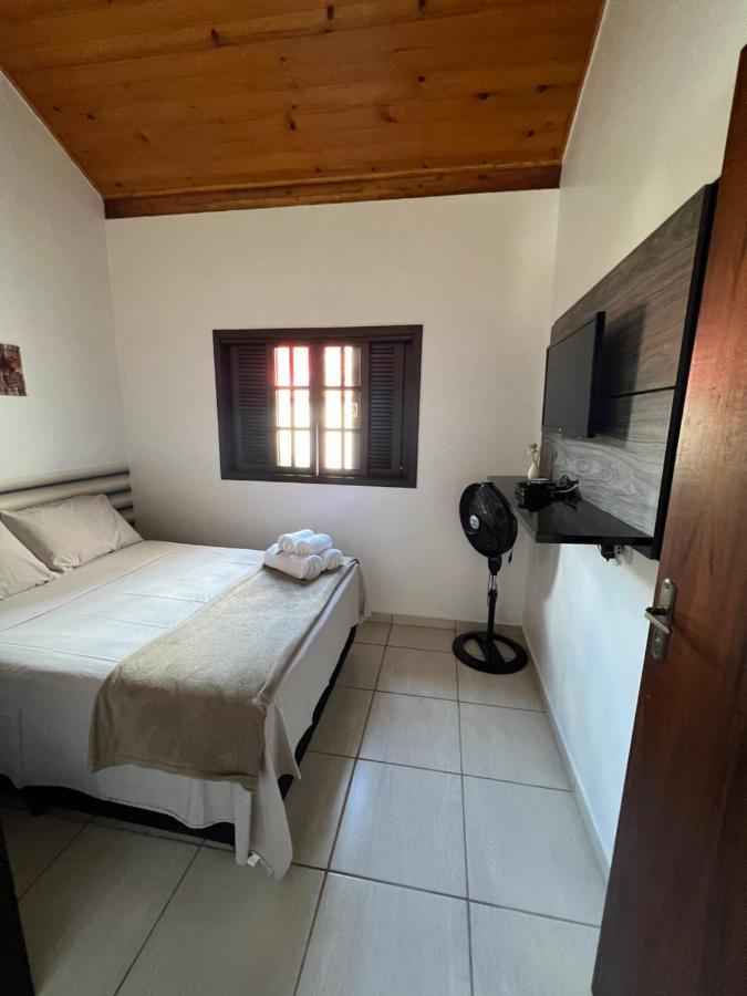 Juquinha Chale Hotel Sao Bento do Sapucai Exterior photo
